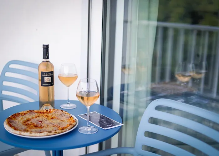 Josse Отель Антиб