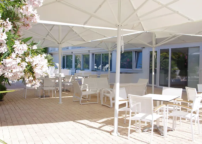 Josse Hotell 3*